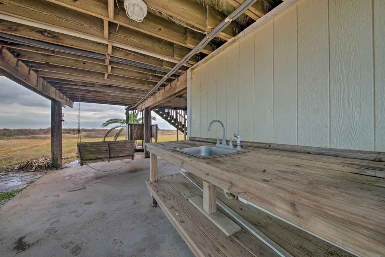 Galveston Beach House With Private Deck And Gulf Views ภายนอก รูปภาพ
