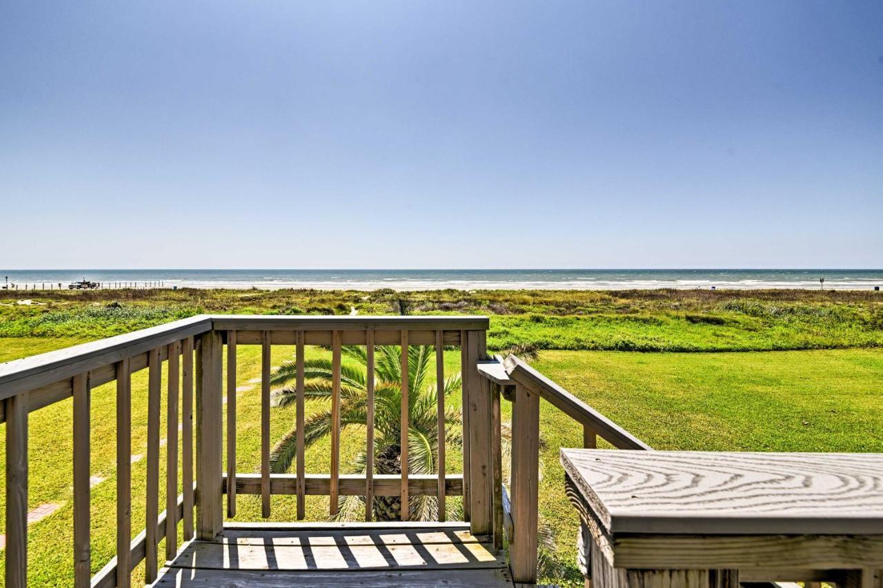 Galveston Beach House With Private Deck And Gulf Views ภายนอก รูปภาพ